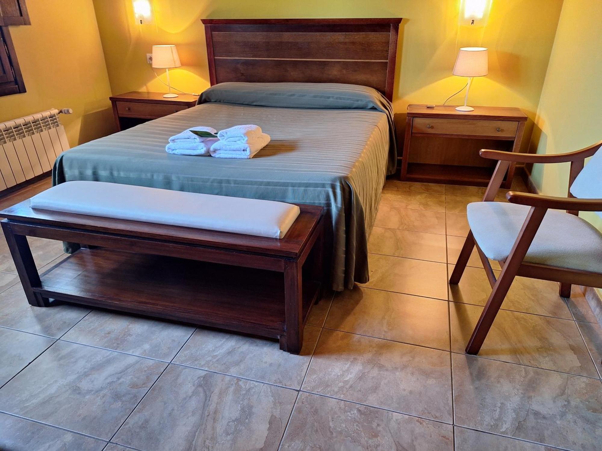 Hostal Europa San Roque del Acebal Bagian luar foto