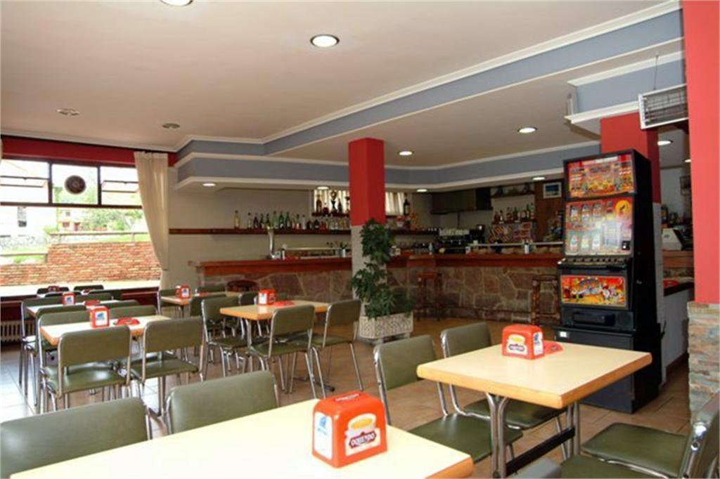 Hostal Europa San Roque del Acebal Bagian luar foto